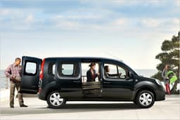 Renault Grand Kangoo: Langversion mit bis zu sieben Sitzplätzen