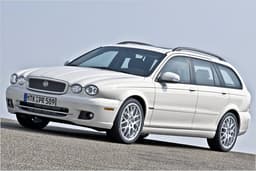 Er lebt noch: Jaguar X-Type Estate 2.2D mit Automatik im Test