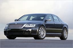 Hofele schafft einen Mythos: Limousine auf Phaeton-Basis Hofele schafft einen Mythos: Limousine auf Phaeton-Basis
