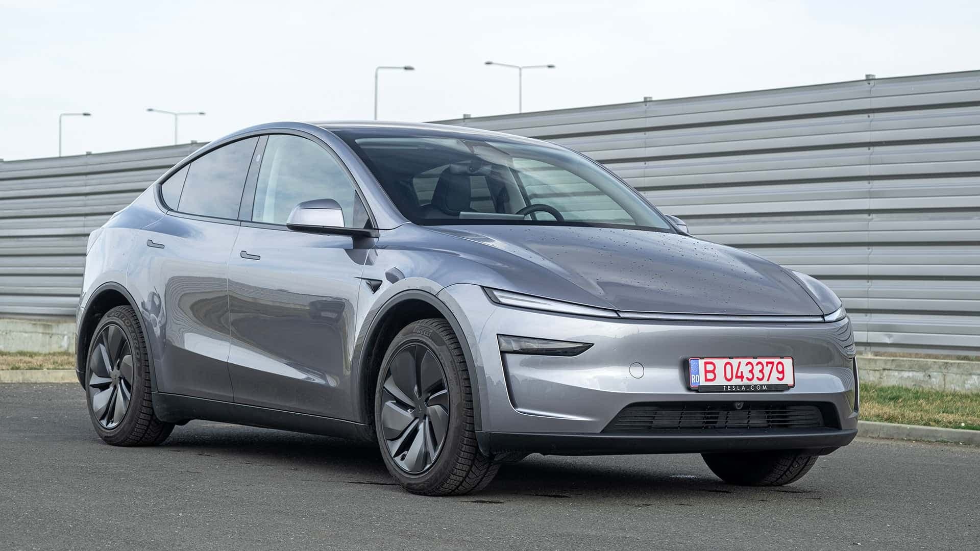 2025 Tesla Model Y Launch Series (Euro-spec) 2025 Tesla Model Y Launch Series (Euro-spec)