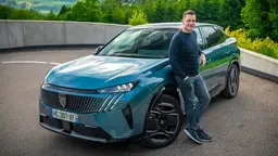 Peugeot E-3008 Dual Motor (2025) im Test Peugeot E-3008 Dual Motor (2025) im Test