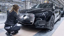 Produktionsstart der elektrischen Mercedes C-Klasse in Kecskemét Produktionsstart der elektrischen Mercedes C-Klasse in Kecskemét