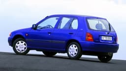 Toyota Starlet (1996 -1999) Toyota Starlet (1996 -1999)