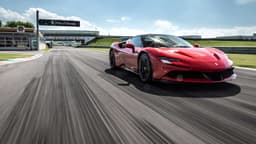 Ferrari SF90 Stradale, la prova Ferrari SF90 Stradale, la prova