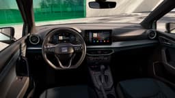 Seat Arona (2026), gli interni e il bagagliaio Seat Arona (2026), gli interni e il bagagliaio