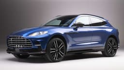 Aston Martin DBX707 Side View Aston Martin DBX707 Side View