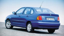 VW Polo Classic (1995-2001) VW Polo Classic (1995-2001)