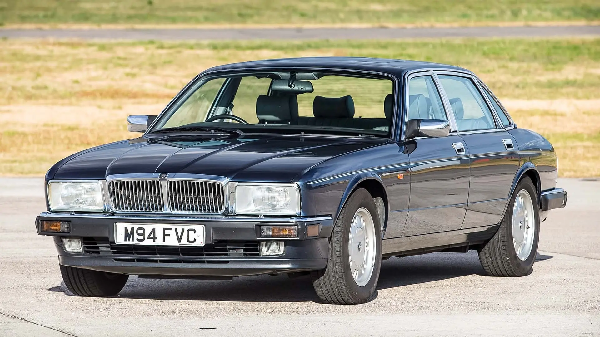Jaguar XJ40 (1986-1994) Jaguar XJ40 (1986-1994)
