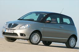 Sich abheben, ohne abgehoben zu sein: Lancia Ypsilon im Test Sich abheben, ohne abgehoben zu sein: Lancia Ypsilon im Test