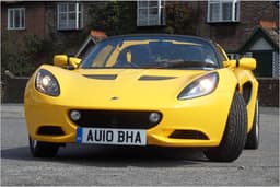 Lotus Elise mit neuem 136-PS-Motor im Test: Das Lenkrad tanzt Pogo Lotus Elise mit neuem 136-PS-Motor im Test: Das Lenkrad tanzt Pogo