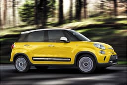 Fiat 500L Trekking: Offroad-Optik und mehr Bodenfreiheit Fiat 500L Trekking: Offroad-Optik und mehr Bodenfreiheit