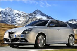 Alfa Romeo Giulietta im Test: Dezente Kosmetik und ein neuer Diesel Alfa Romeo Giulietta im Test: Dezente Kosmetik und ein neuer Diesel