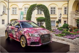 Wiener Life Ball: LaChapelle-Audi-S1 erzielt sechsstellige Summe Wiener Life Ball: LaChapelle-Audi-S1 erzielt sechsstellige Summe