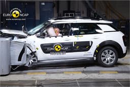 Citroën C4 Cactus, Nissan X-Trail und Mercedes V-Klasse im EuroNCAP-Crashtest Citroën C4 Cactus, Nissan X-Trail und Mercedes V-Klasse im EuroNCAP-Crashtest