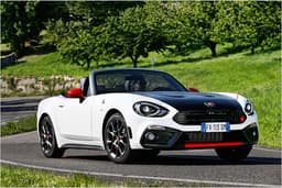 Schärfer, lauter, teurer, besser? Test Abarth 124 Spider mit technischen Daten, Preisen, Marktstart und 0-100 km/h-Zeit Schärfer, lauter, teurer, besser? Test Abarth 124 Spider mit technischen Daten, Preisen, Marktstart und 0-100 km/h-Zeit
