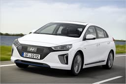Hyundai Ioniq Hybrid und Elektro im Test (2016): Fahrbericht mit technischen Daten, Preis und Markteinführung Hyundai Ioniq Hybrid und Elektro im Test (2016): Fahrbericht mit technischen Daten, Preis und Markteinführung