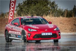 Toyota GT86: Irrer Drift-Weltrekord in Südafrika Toyota GT86: Irrer Drift-Weltrekord in Südafrika