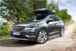 Opel Grandland X Zubehör Dachbox Opel Grandland X Zubehör Dachbox