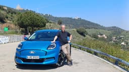 Ford Puma Gen-E (2025) mit dem Autor Ford Puma Gen-E (2025) mit dem Autor