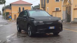 Leapmotor C10 (2024): Mein pechschwarzer Testwagen, bei Schmuddelwetter in Mailand Leapmotor C10 (2024): Mein pechschwarzer Testwagen, bei Schmuddelwetter in Mailand