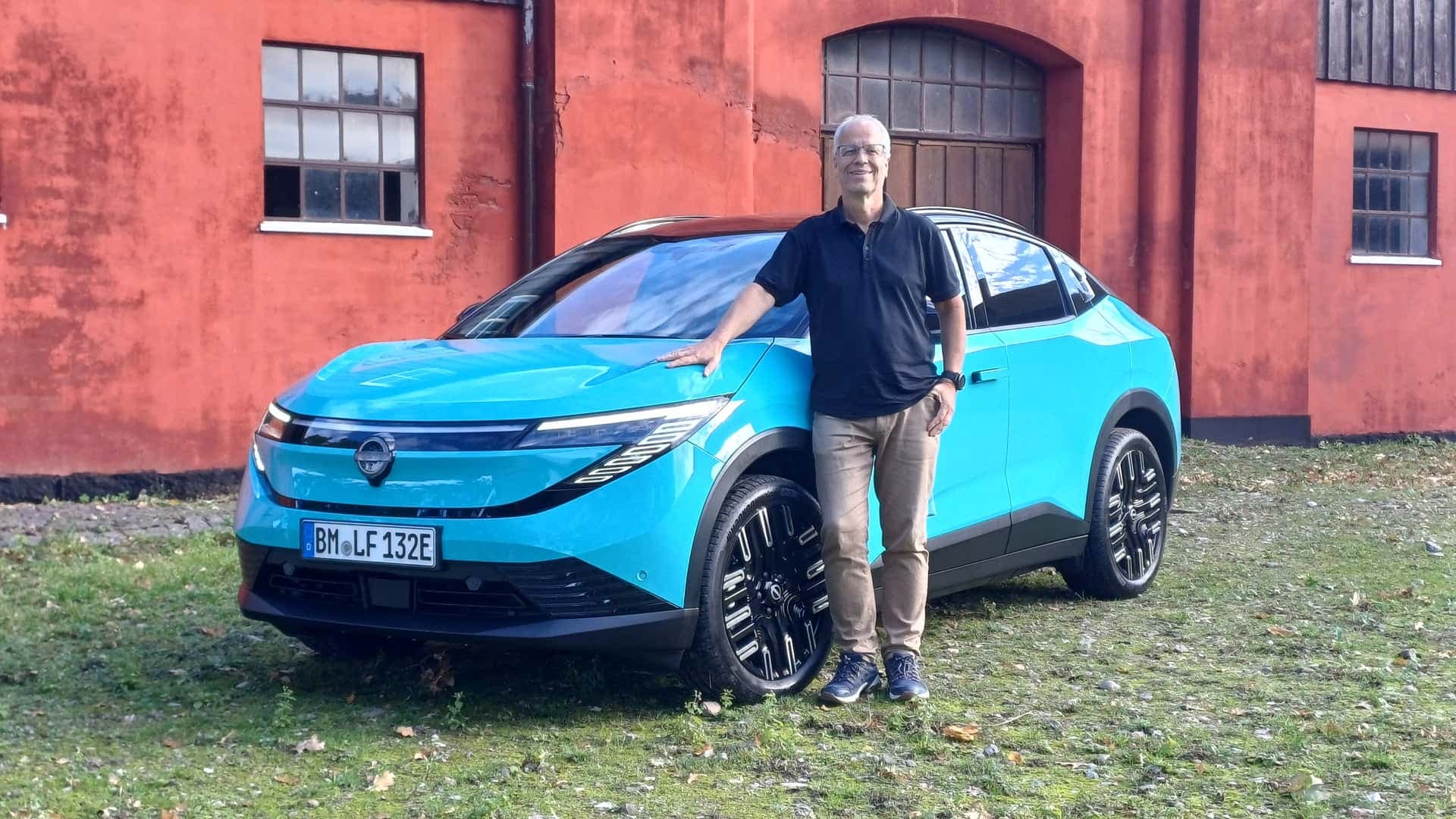 Nissan Leaf (2026) mit Autor Stefan Leichsenring Nissan Leaf (2026) mit Autor Stefan Leichsenring