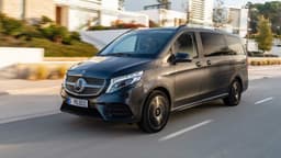 Mercedes V-Klasse (2021) mit Luftfederung Mercedes V-Klasse (2021) mit Luftfederung