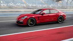 2019 Porsche Panamera GTS 2019 Porsche Panamera GTS