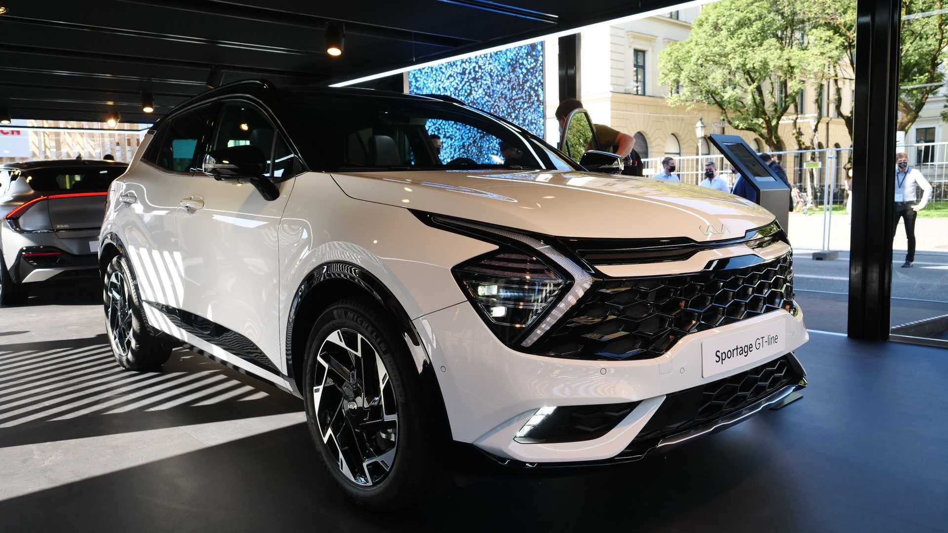 Live photos of Kia Sportage GT Line from IAA 2021 Live photos of Kia Sportage GT Line from IAA 2021