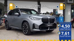 Der getestete BMW x3 xDrive20d an der Tankstelle Der getestete BMW x3 xDrive20d an der Tankstelle
