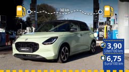 Der getestete Suzuki Swift an der Tankstelle (mit Infos zu Testverbrauch und Spritkosten) Der getestete Suzuki Swift an der Tankstelle (mit Infos zu Testverbrauch und Spritkosten)