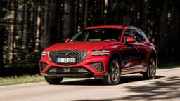 Genesis GV70 Sport (2021) in Mauna Red Genesis GV70 Sport (2021) in Mauna Red