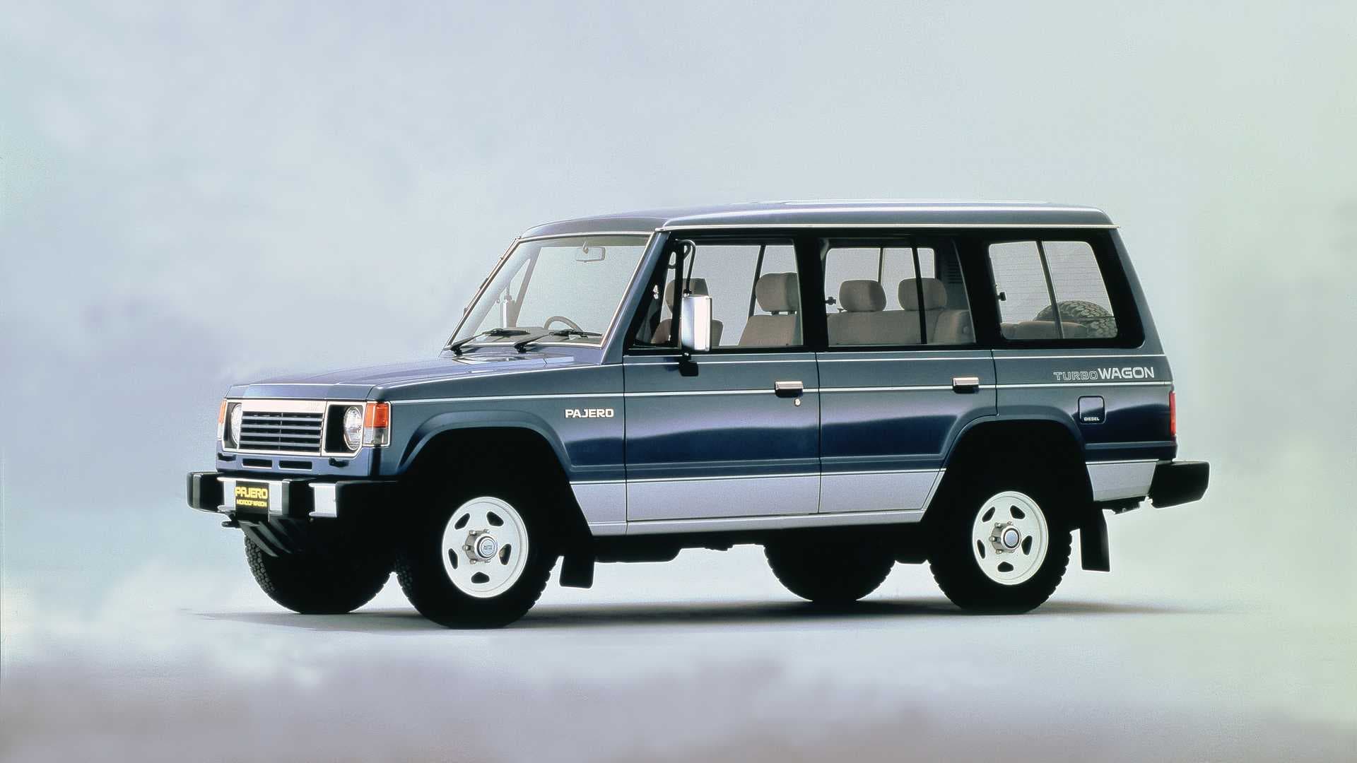 Mitsubishi Pajero (L040, 1982–1990) Mitsubishi Pajero (L040, 1982–1990)