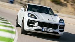 Porsche Cayenne Turbo E-Hybrid (2023) im Test Porsche Cayenne Turbo E-Hybrid (2023) im Test