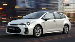 Suzuki Swace Hybrid (2023) Suzuki Swace Hybrid (2023)