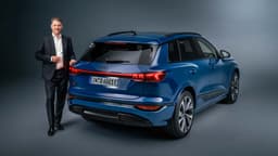 Audi-Chef Gernot Döllner am Q6 e-tron Audi-Chef Gernot Döllner am Q6 e-tron