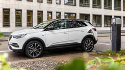 Opel Grandland X Hybrid (2020) Opel Grandland X Hybrid (2020)