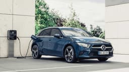 Mercedes-Benz A 250e und B 250e (2019) Mercedes-Benz A 250e und B 250e (2019)