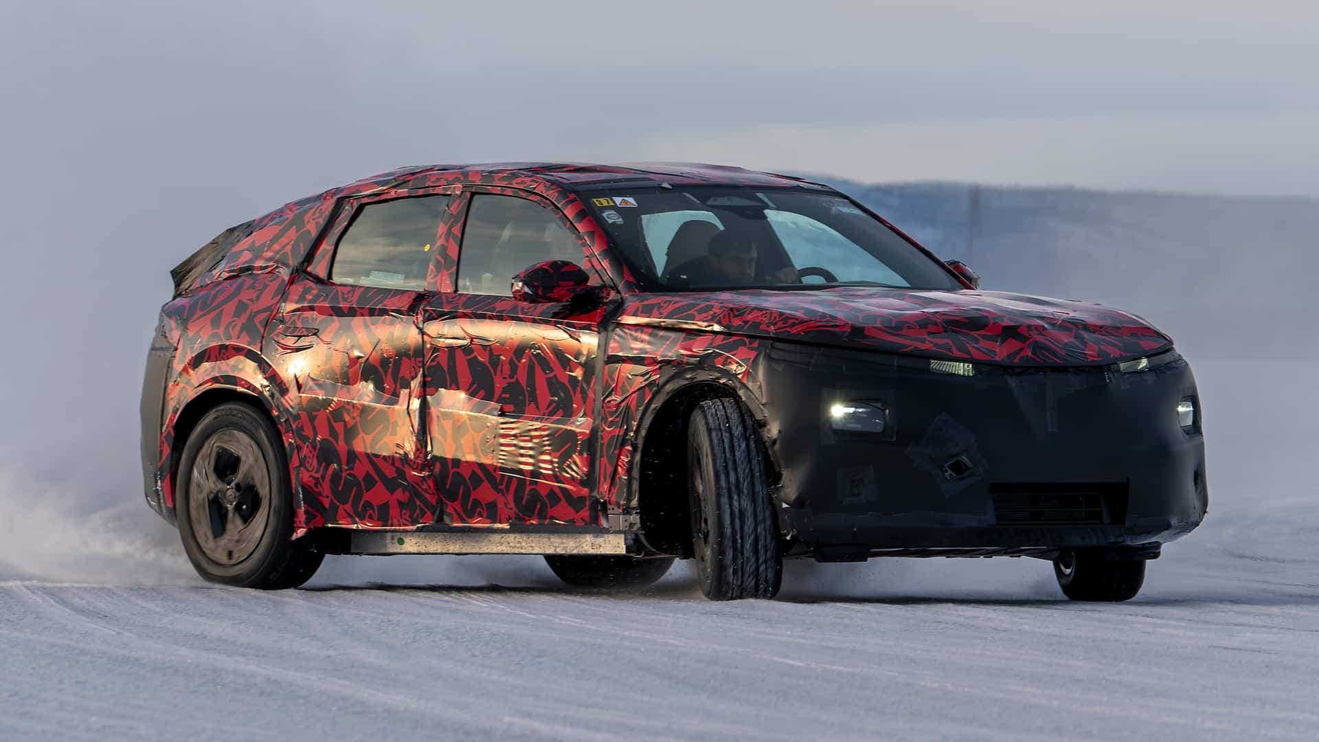 Alfa Romeo Stelvio (2025) offizielle Bilder der Wintererprobung Alfa Romeo Stelvio (2025) offizielle Bilder der Wintererprobung