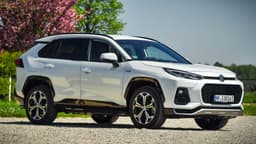 Suzuki Across Plug-in Hybrid (2023) im Test Suzuki Across Plug-in Hybrid (2023) im Test