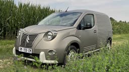 Citroen Berlingo 2CV Fourgonnette von Caselani Citroen Berlingo 2CV Fourgonnette von Caselani