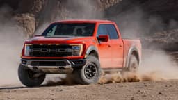2021 Ford F-150 Raptor turning sharply 2021 Ford F-150 Raptor turning sharply