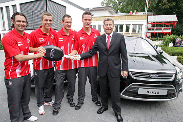 Prominent unterwegs: Die Autos der Stars und Sternchen