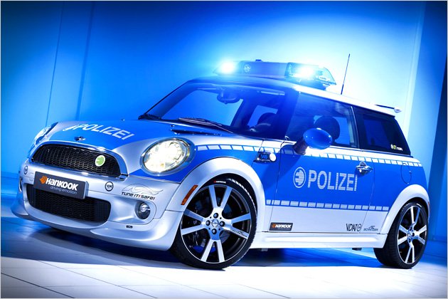 Polizeiautos aus aller Welt: So fährt Europa auf Streife