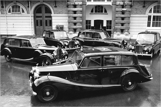 Royal unterwegs: So fahren William, Kate und die Queen