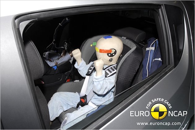 EuroNCAP August 2011: Neun Modelle gut, eines mit Schnitzer