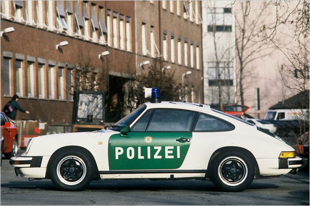 Eins, zwei, Polizei: Die schönsten Streifenwagen von gestern bis heute