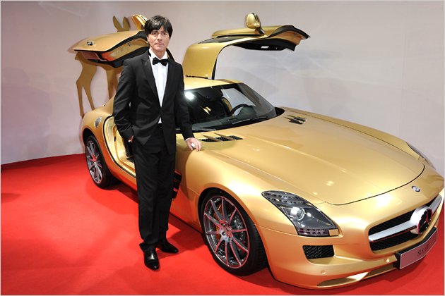 Prominente und ihre Autos: Welcher Star fährt welches Fahrzeug?