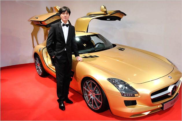 Prominente und ihre Autos: Welcher Star fährt welches Fahrzeug?
