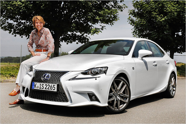 Prominente und ihre Autos: Welcher Star fährt welches Fahrzeug?