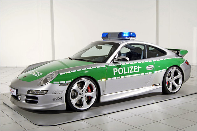 BMW i8, Bugatti Veyron und Co: Das sind die stärksten Polizeiautos der Welt